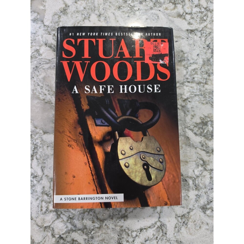 A Safe House (A Stone Barrington Novel) - Hardcover Woods, Stuart 9780593331750